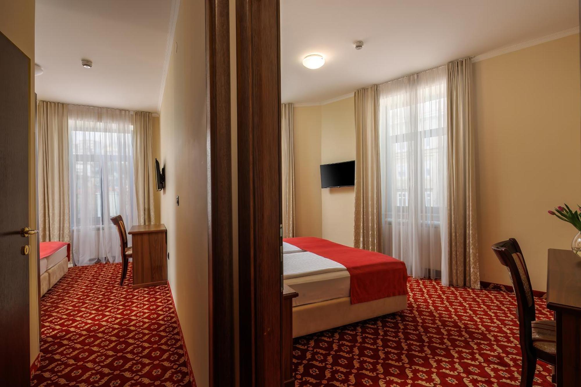 Hotel Continental Rijeka Pokoj fotografie